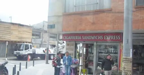 CIGARRERIA SANDWICH EXPRESS LAS AMÉRICAS CIGARRERIA SANDWICH EXPRESS LAS AMÉRICAS